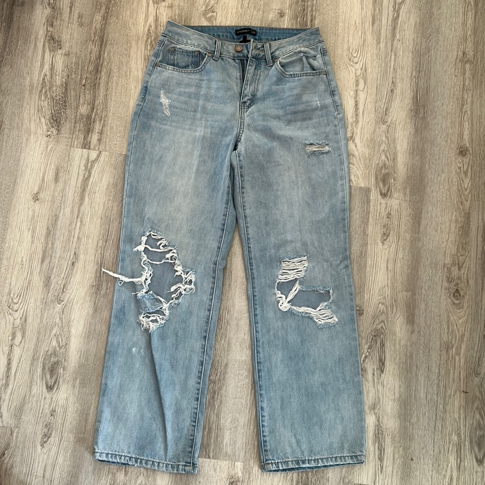 Ripped jeans